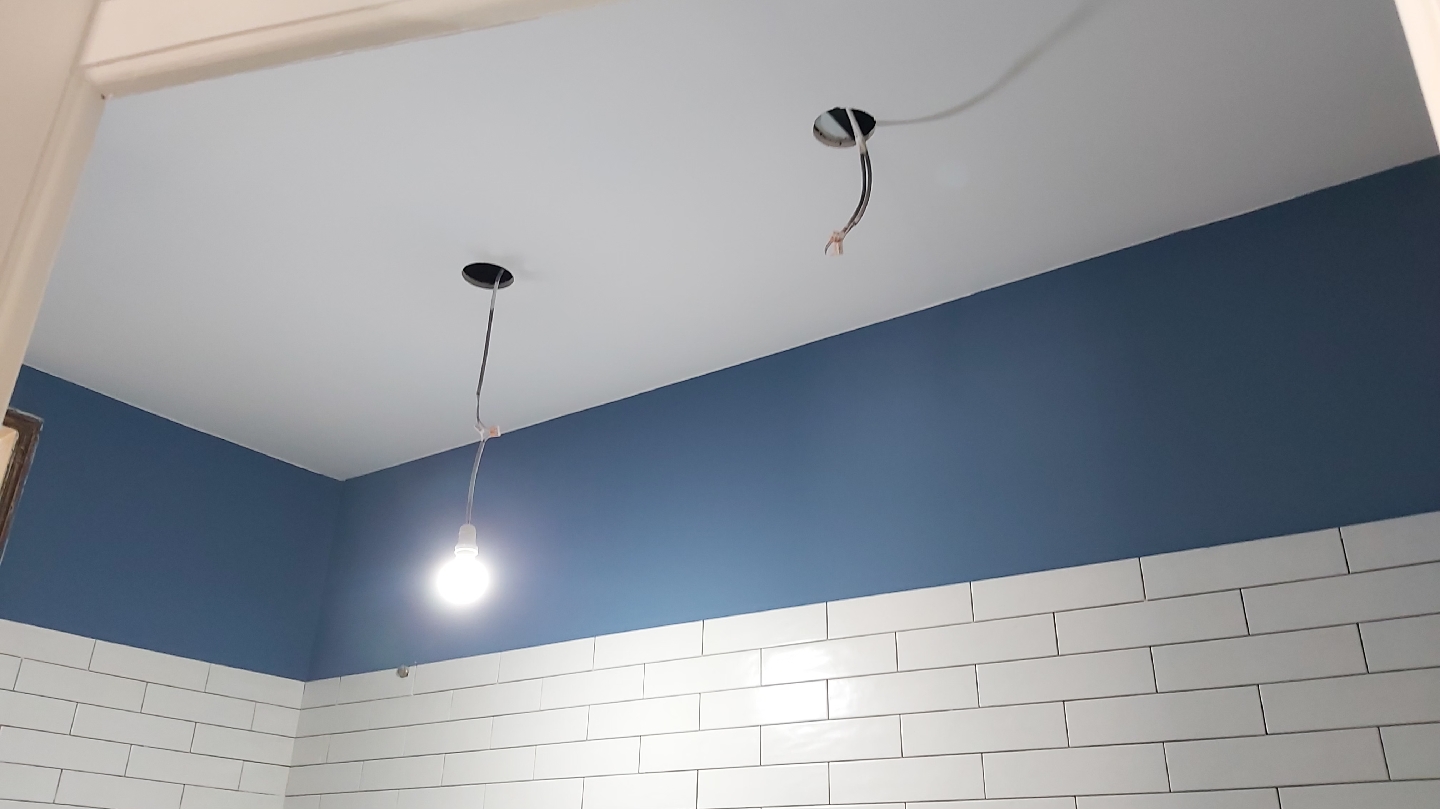 Marvila lisbon Painter &Tiles Services · Fotos 5