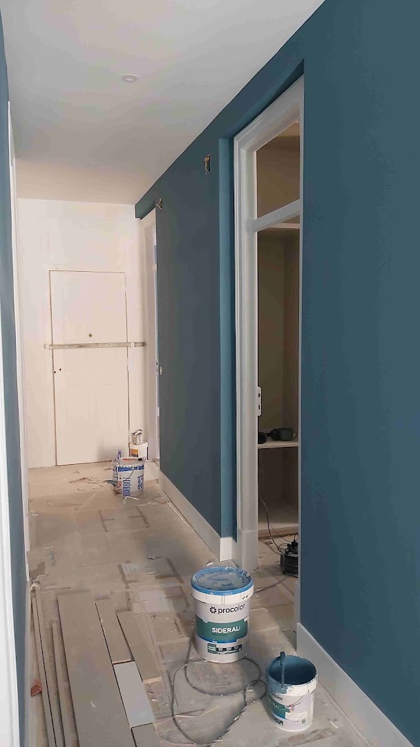 Marvila lisbon Painter &Tiles Services · Fotos 9